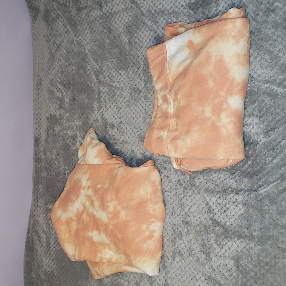 Hoodie and sweatpant set (women's XL)